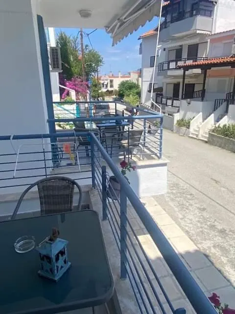 Mimi'S Apartments Polychrono Grecia
